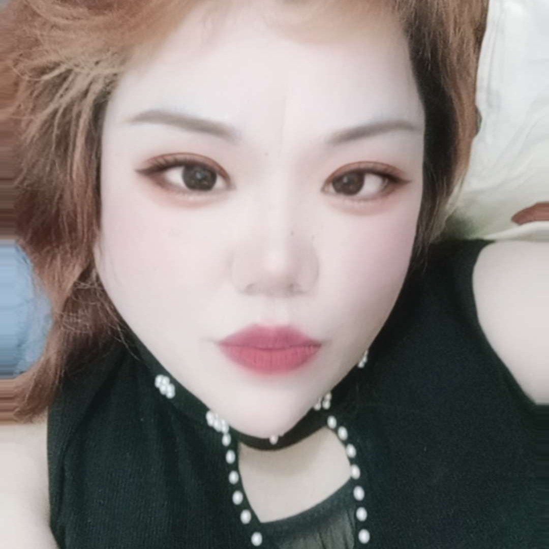 魁梧蹙眉小馒头的照片