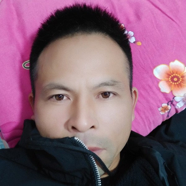 李寄华的照片