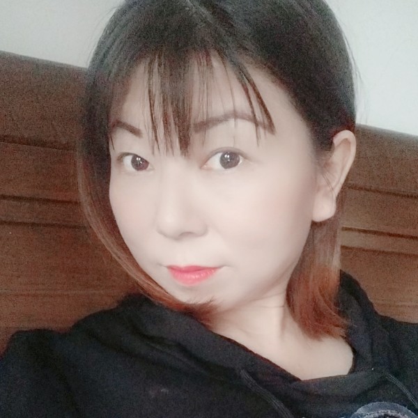 水池的浮生的照片