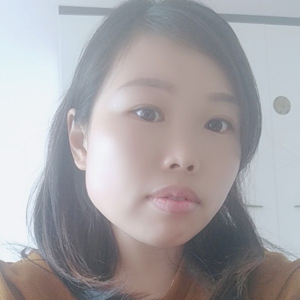 无心邂逅小蚂蚁的照片