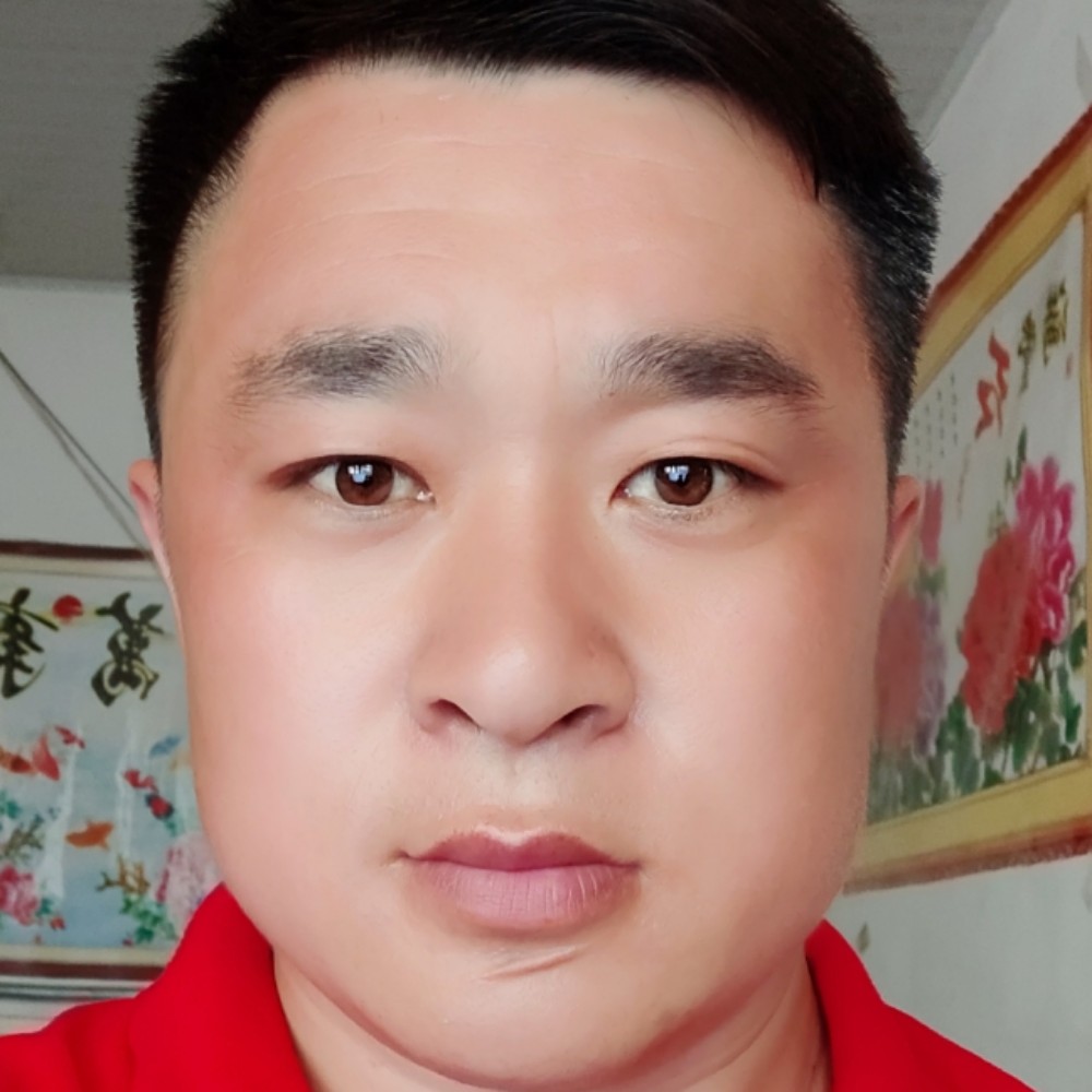 维修电动车的照片
