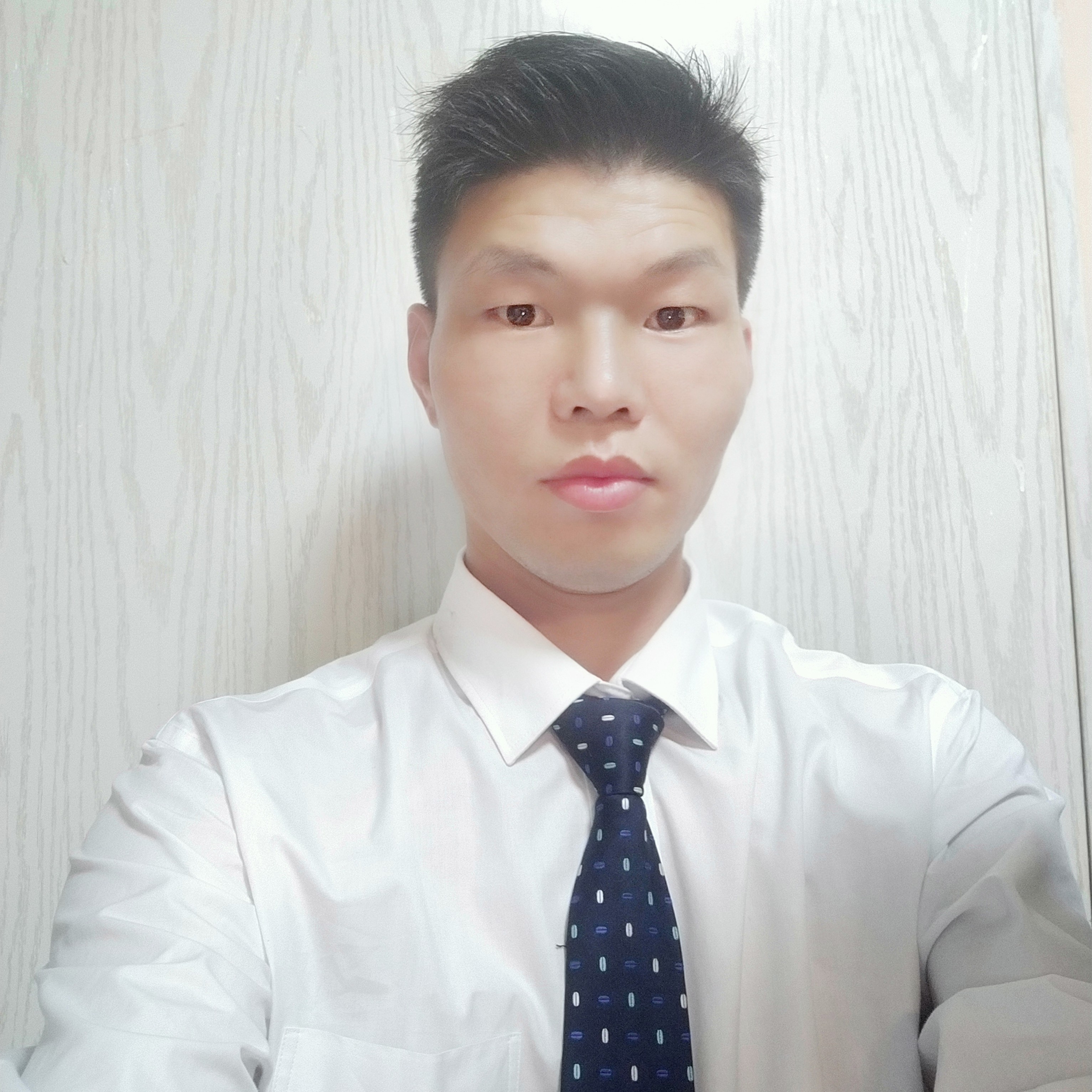 阿虎哥的爱的照片