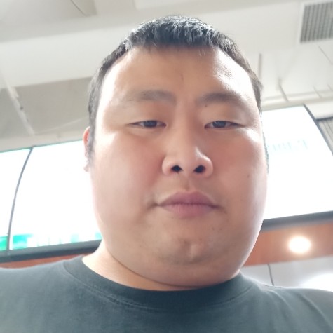 路边1小胖的照片