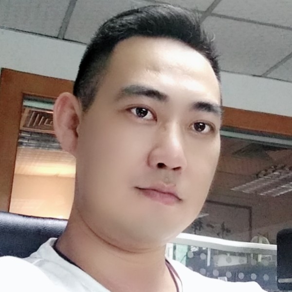 太阳蹁跹等待的照片