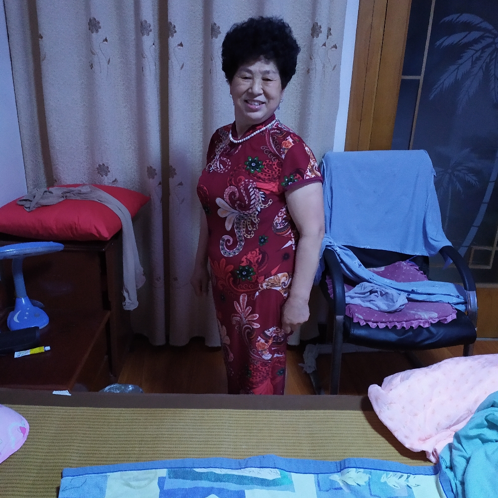 自行车蹁跹谦让的照片
