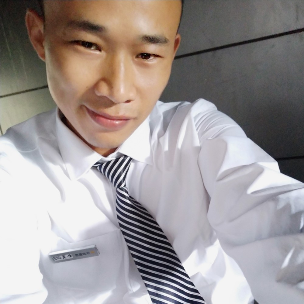 不显眼小丑的照片