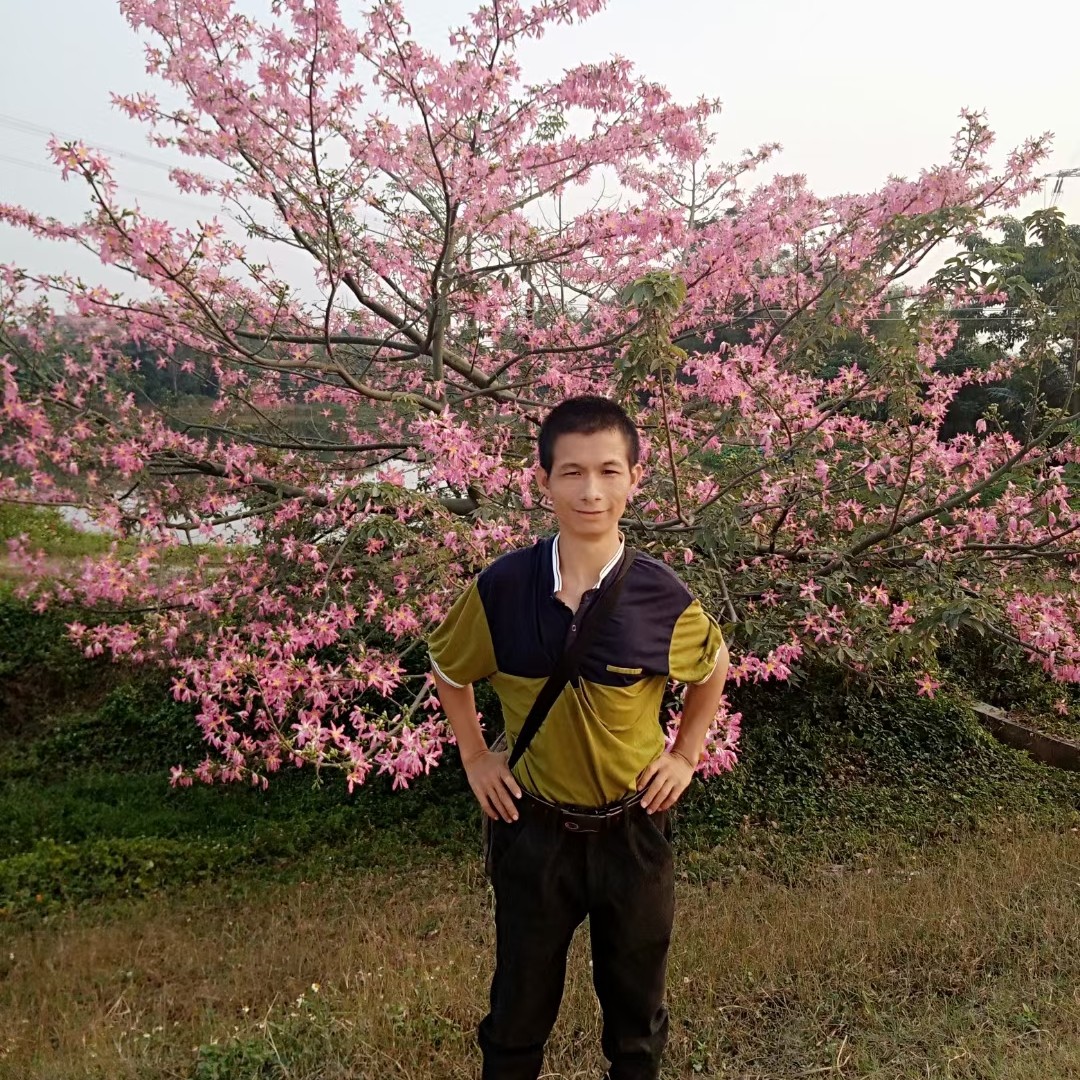 岑天佑的照片