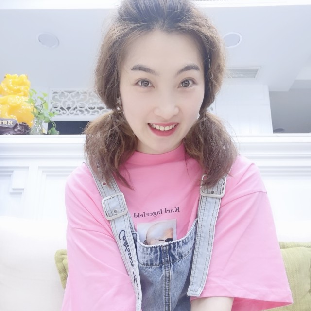 米娅丫的照片