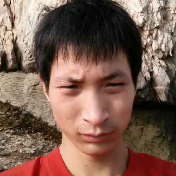 冰淇淋邂逅冷酷的照片