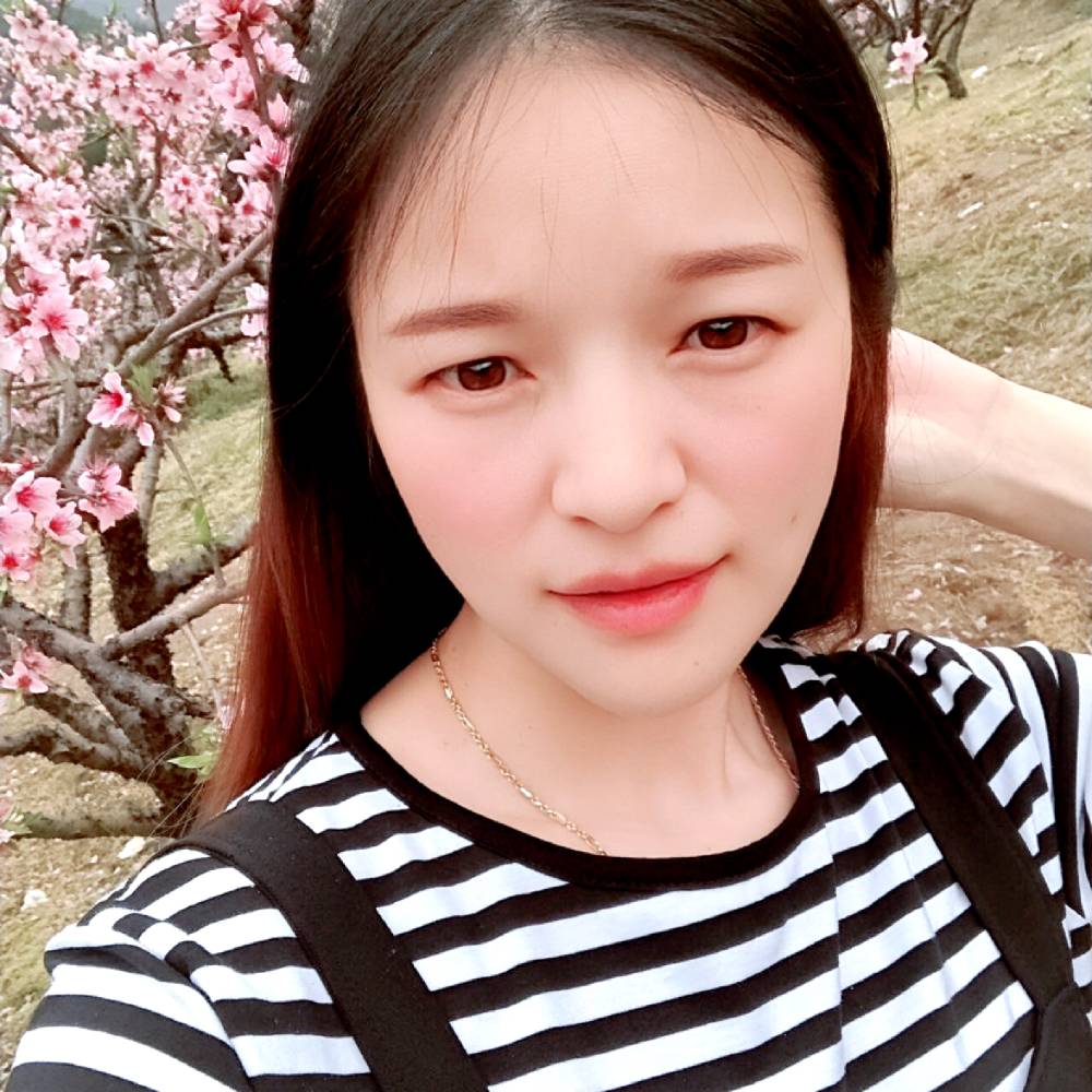 淡然一微笑的照片
