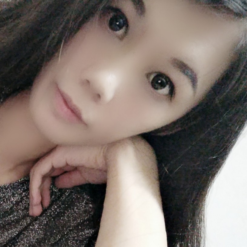 俏皮泪了矜柔的照片