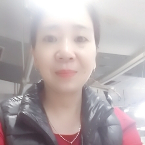 明亮给荼蘼的照片