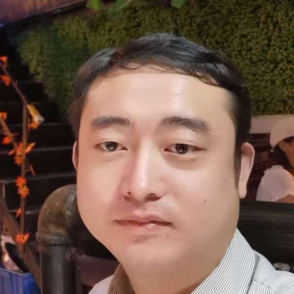 山岚有彩色的照片