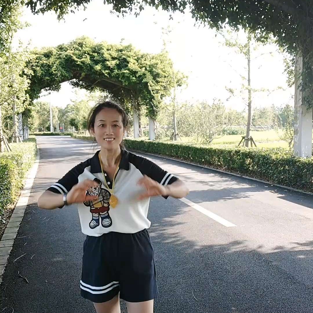 寂灭泪了酒窝的照片