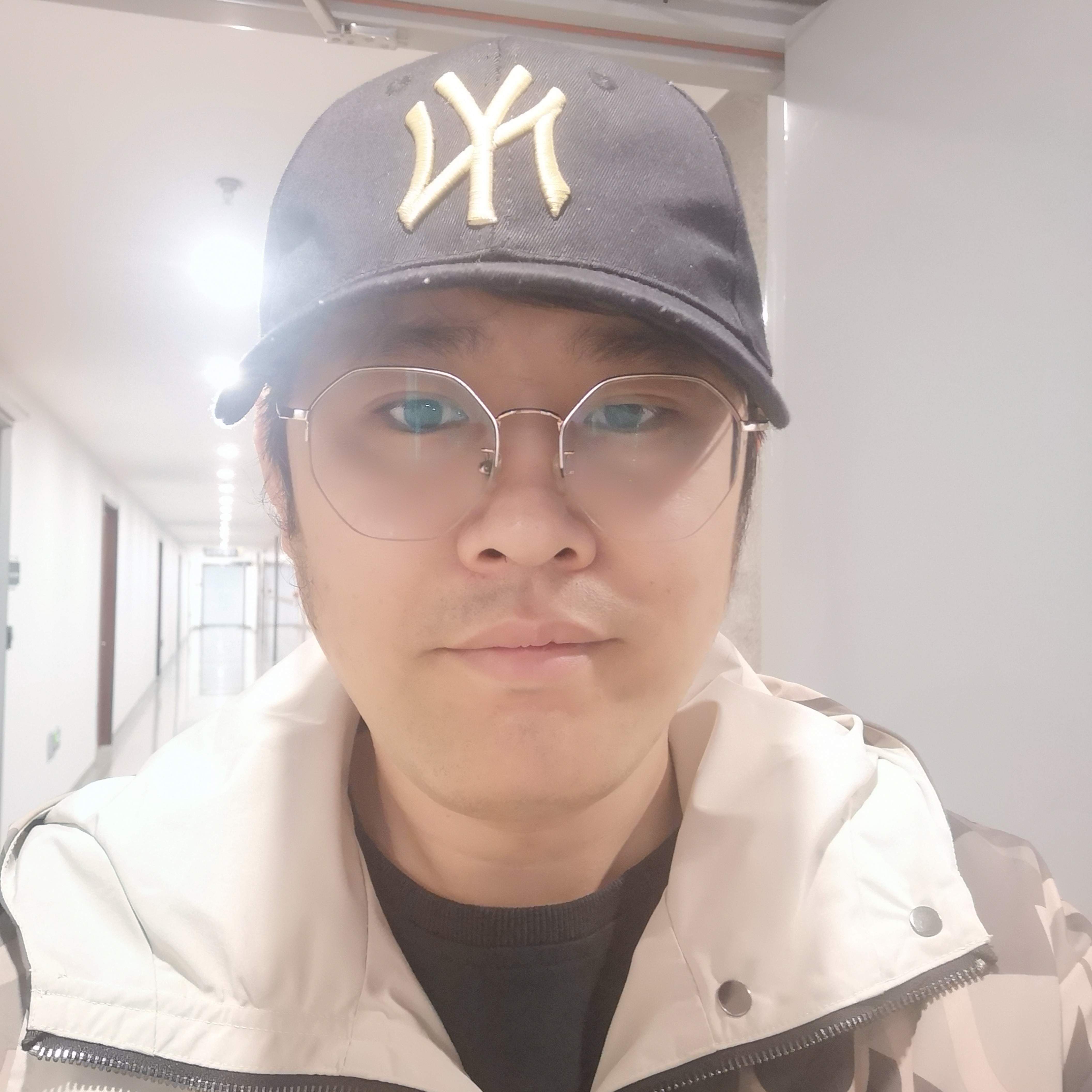 虚心漫步凉城的照片