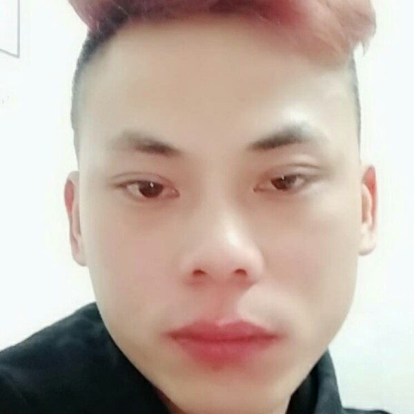 张胜麒的照片