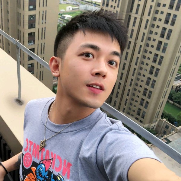H先森的照片