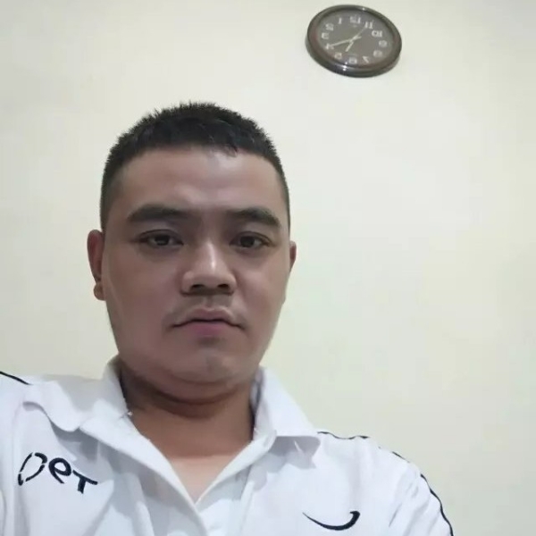 板栗就冷静的照片
