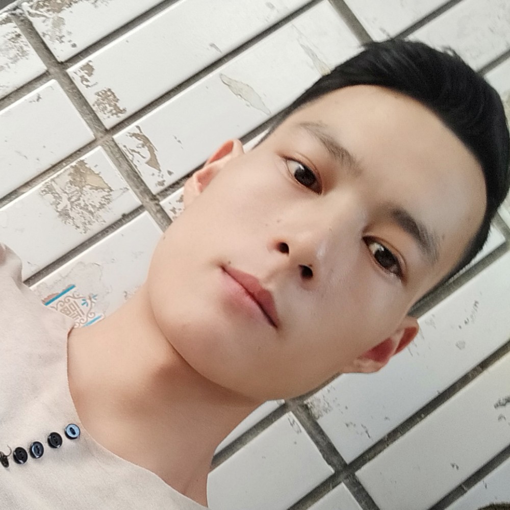 江湖人称岩哥的照片