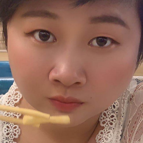 伤痕痕的照片