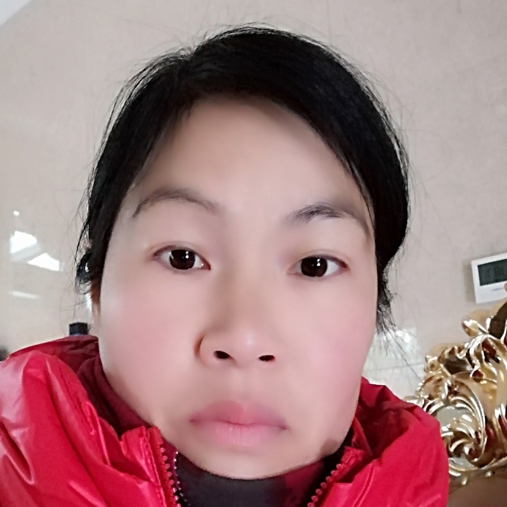 默然开朗的照片