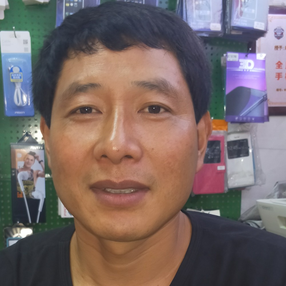 陆保民的照片