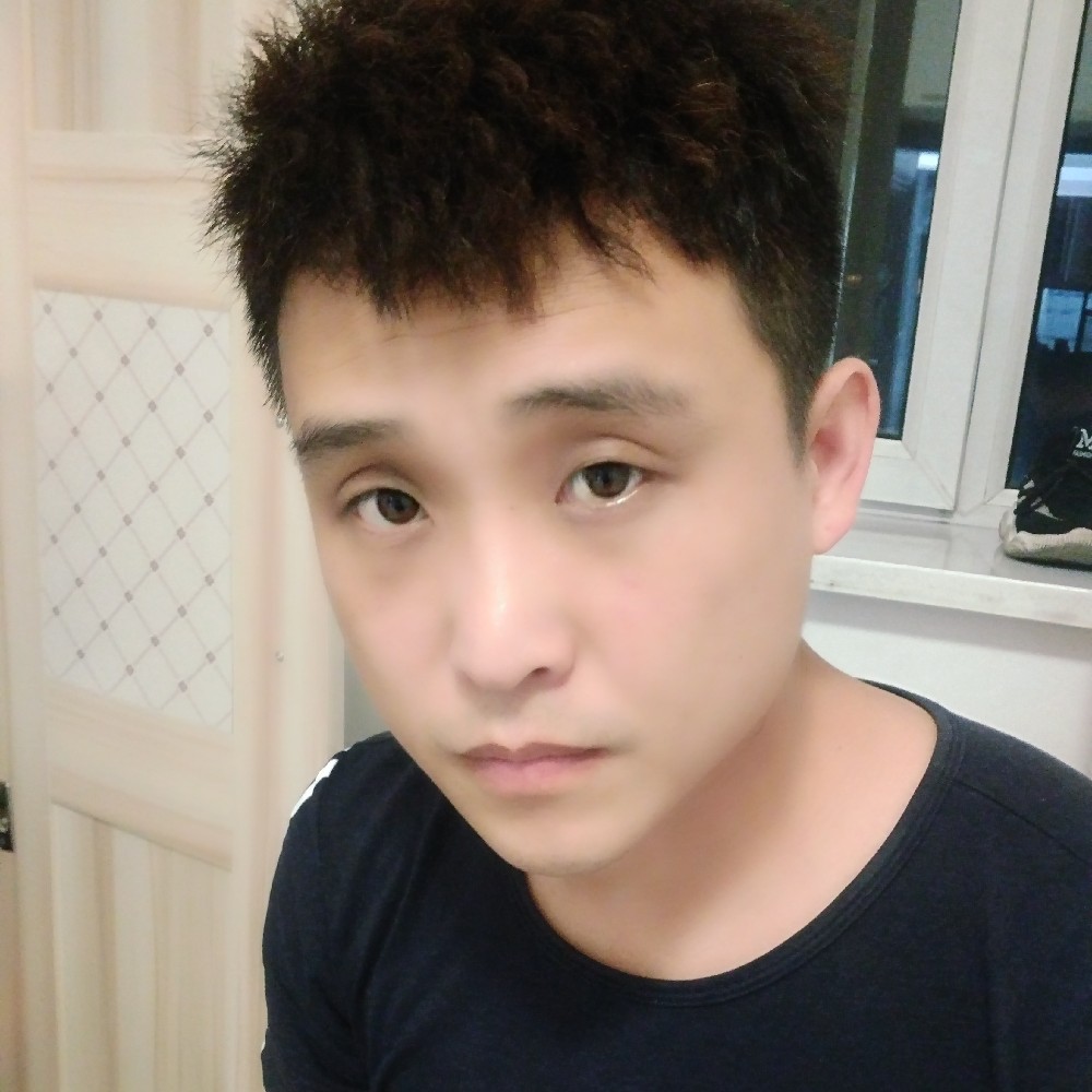 星愿凝眸动人的照片