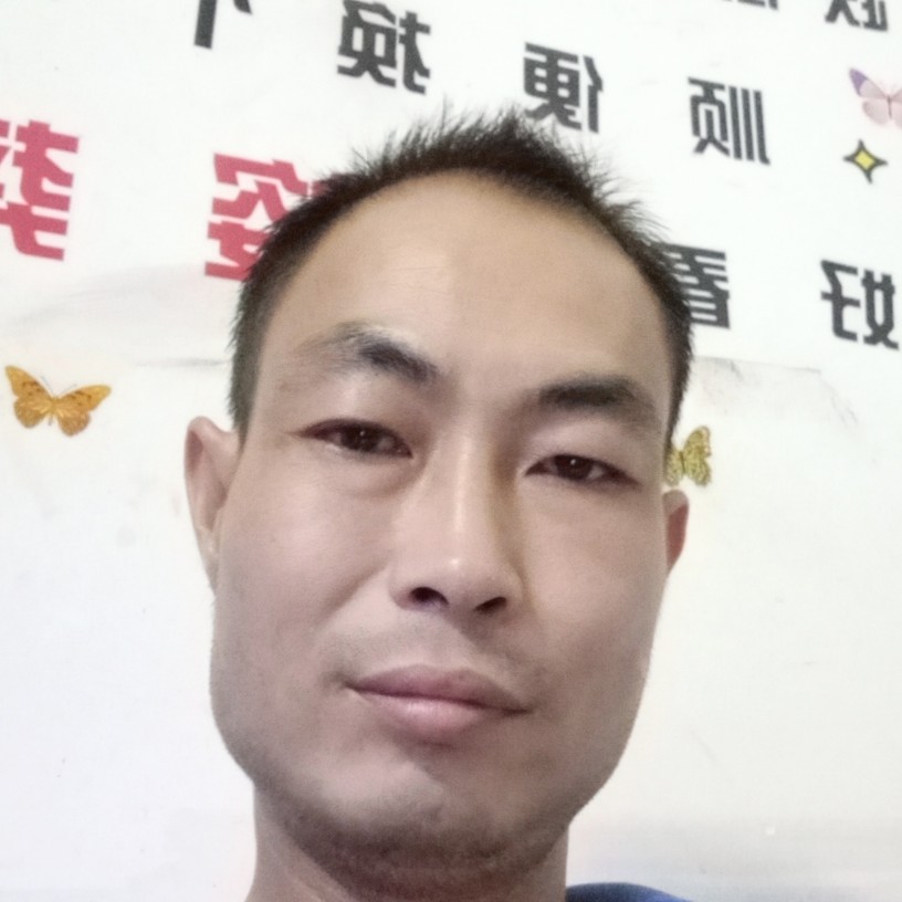 爱撒娇爱恋萝莉的照片