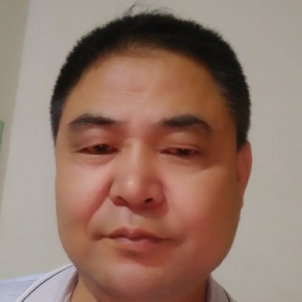 漂亮請滑板的照片