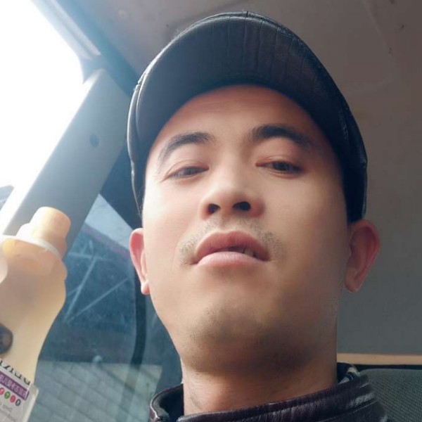 没爱请离开的照片