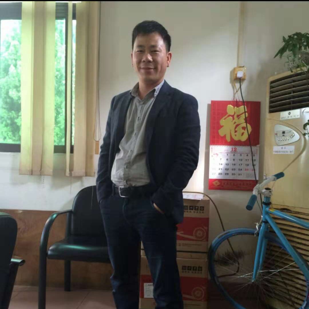 书包泪了糊涂的照片