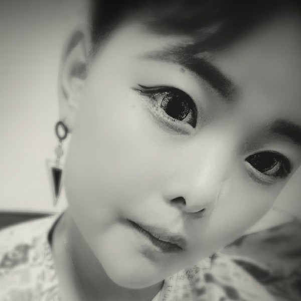 复杂御姐的照片