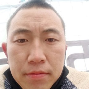 鸡等于眯眯眼的照片
