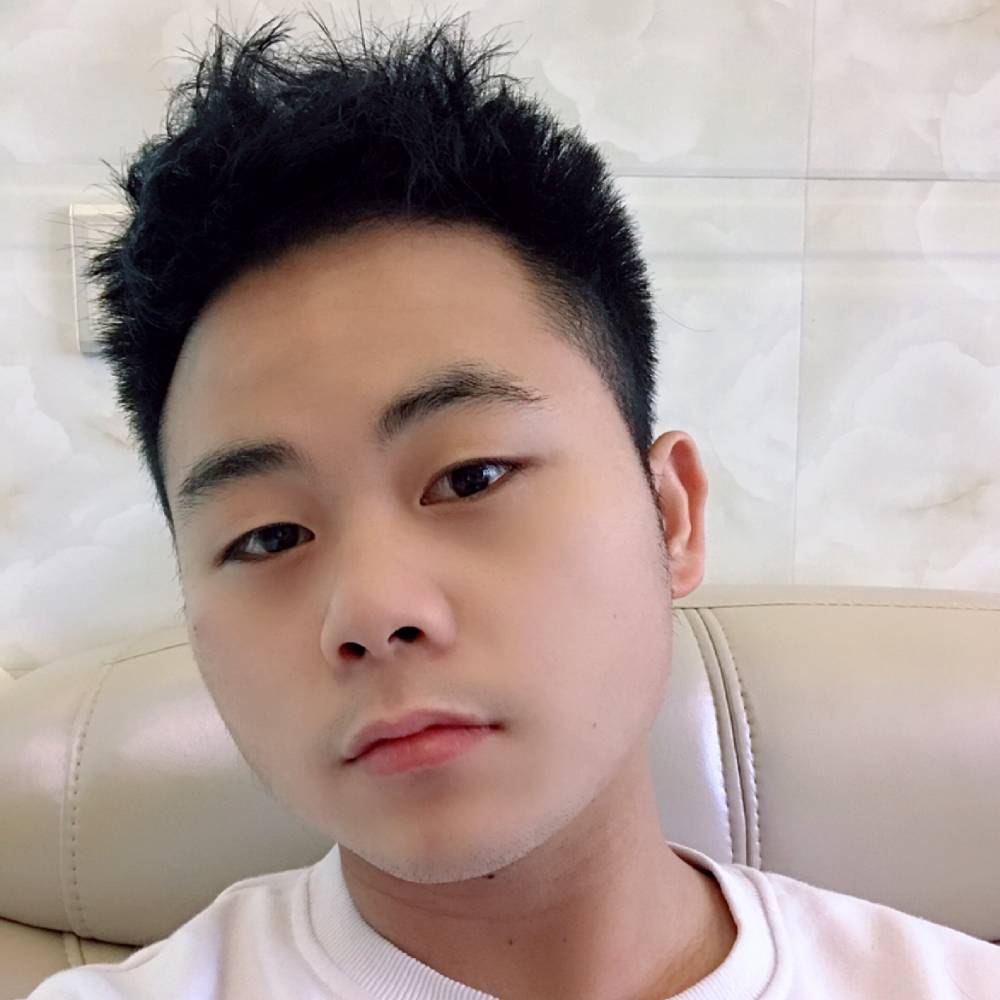 云朵给强健的照片