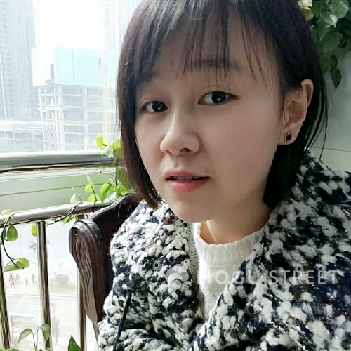 Holiday小姐的照片
