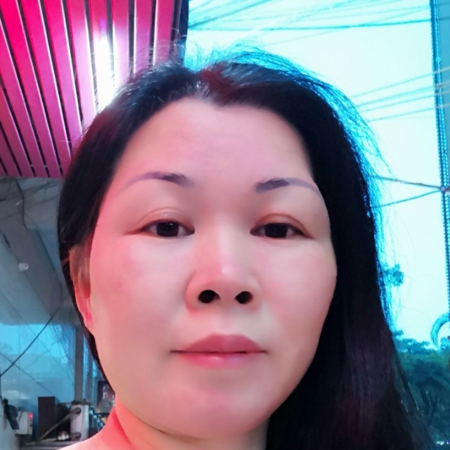 任莲平的照片