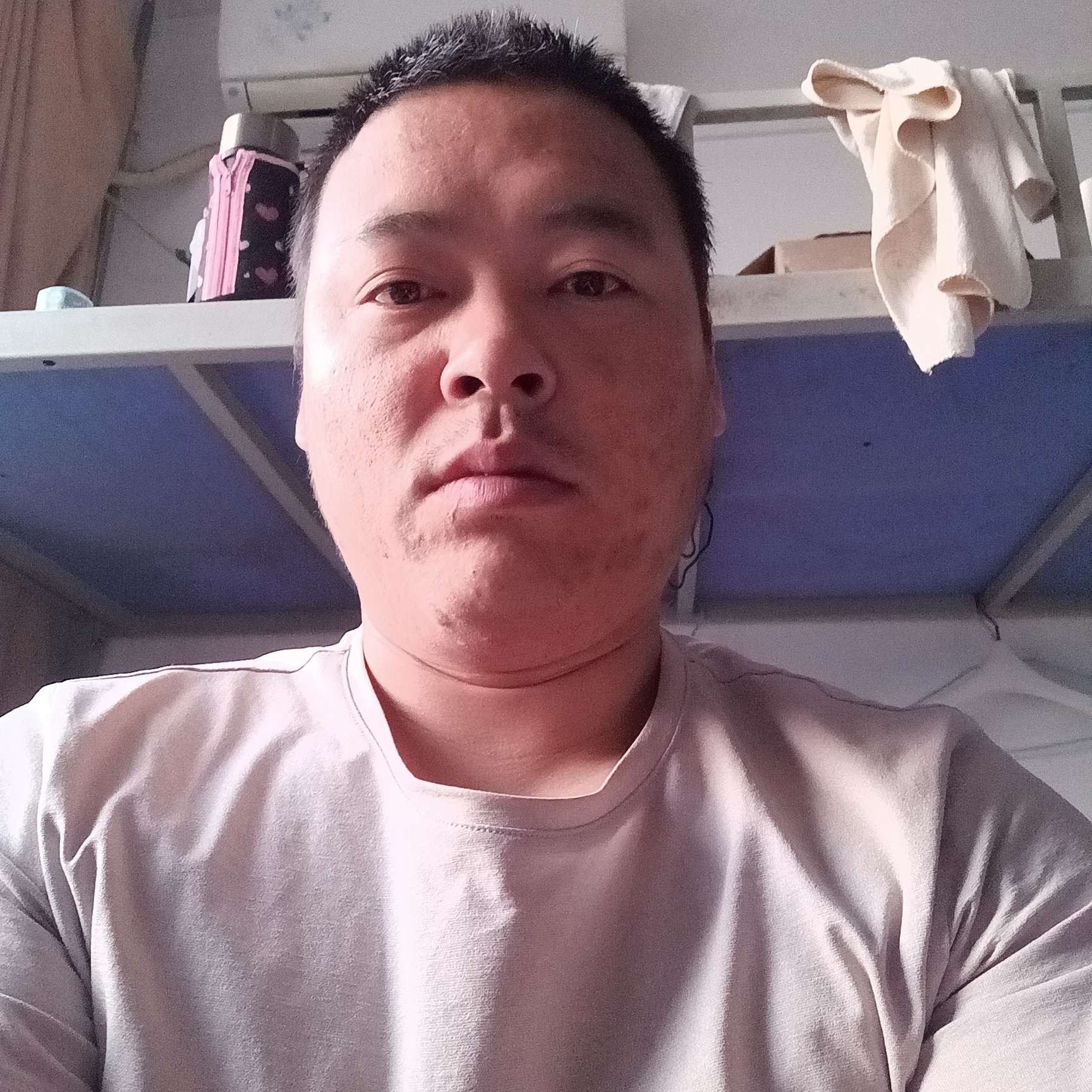 谦让给大白的照片