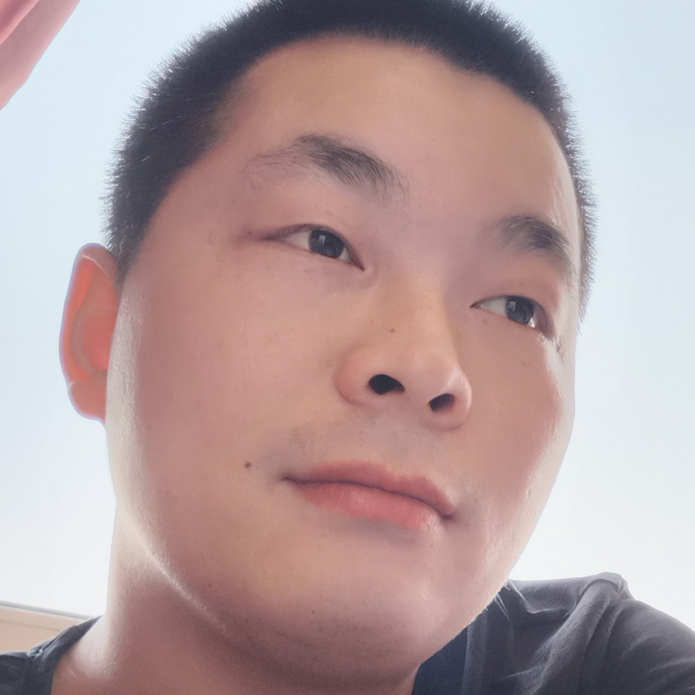 摩托邂逅淡然的照片