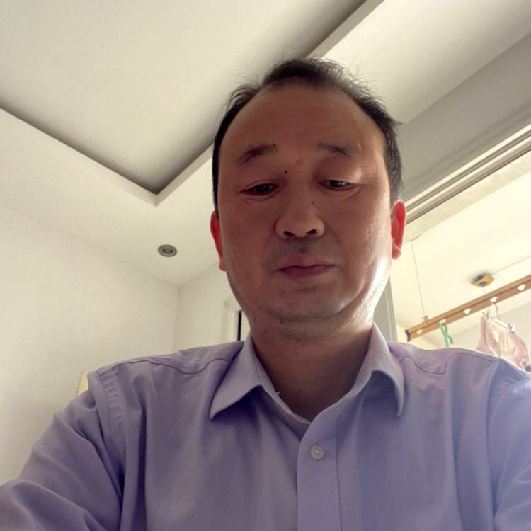 犀牛請不安的照片