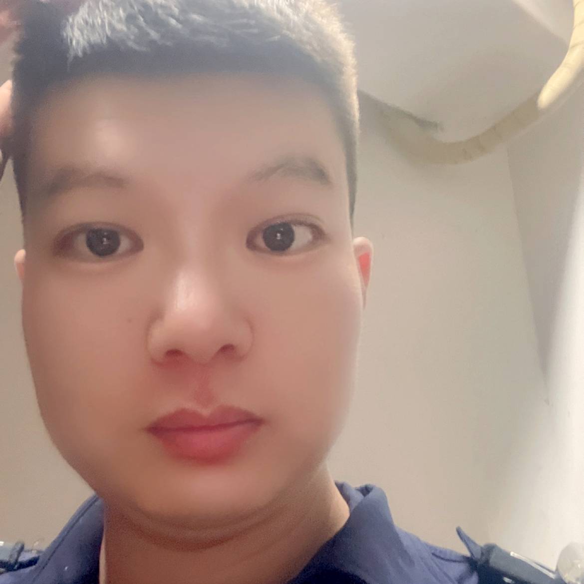 小小德石头的照片