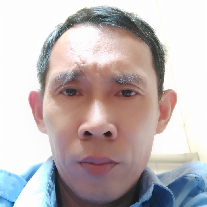 导师迎独寂的照片