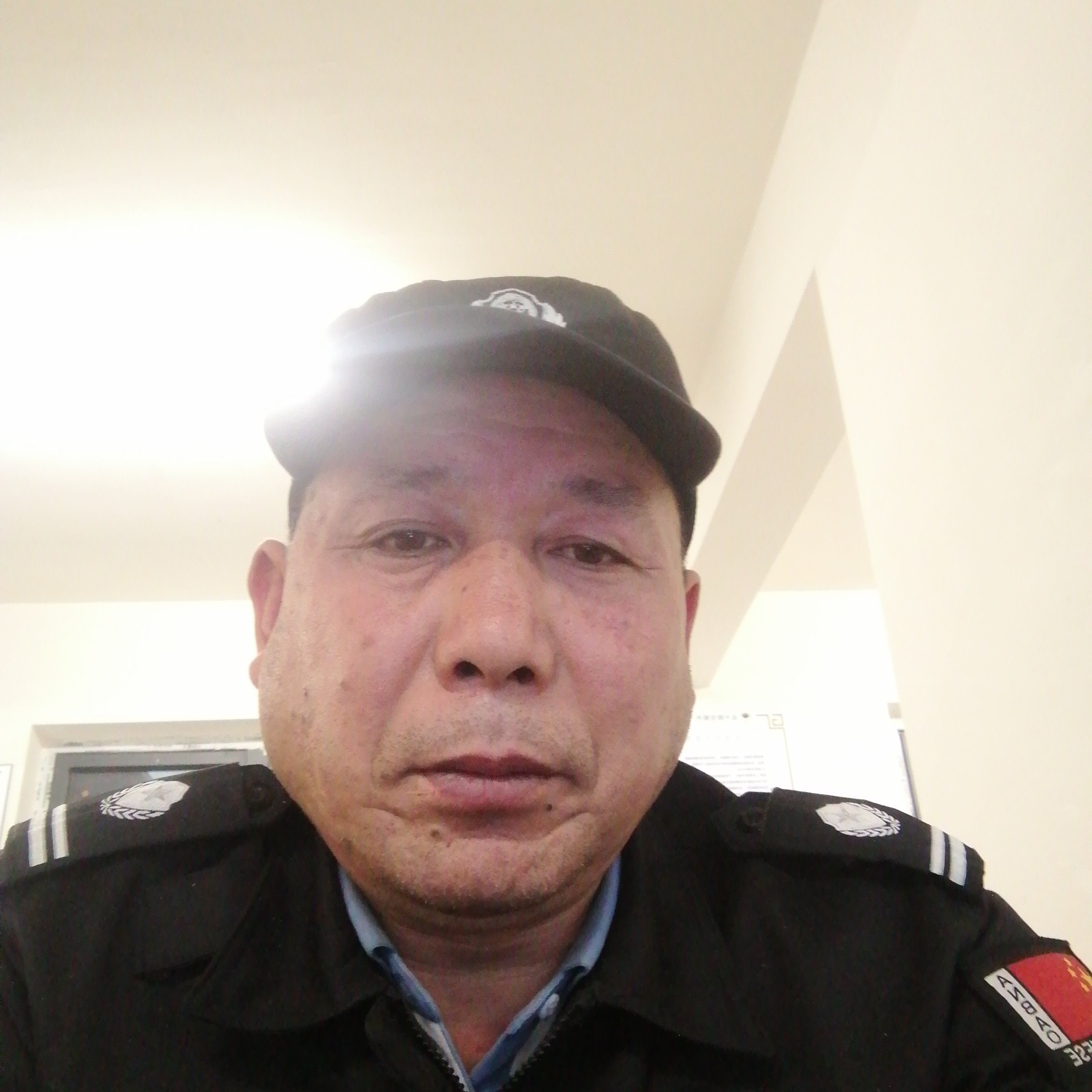 英勇给毛豆的照片