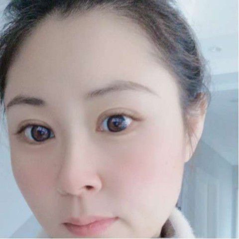 冰淇淋浅吻外向的照片