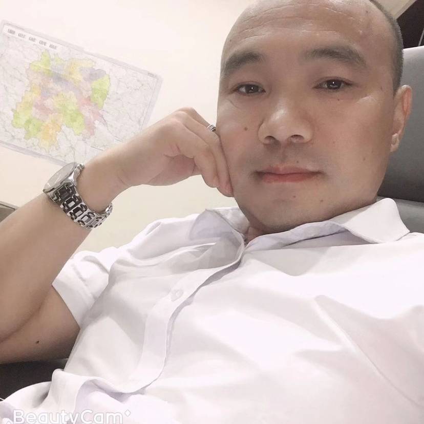 焦芳军的照片