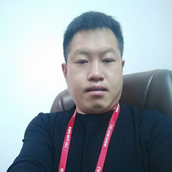 何先军的照片