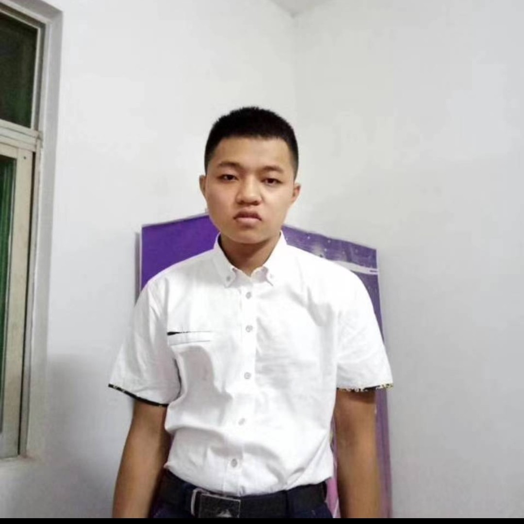 水池秀丽的照片