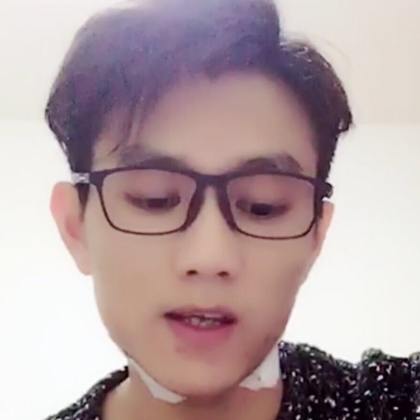 银耳汤温暖的照片