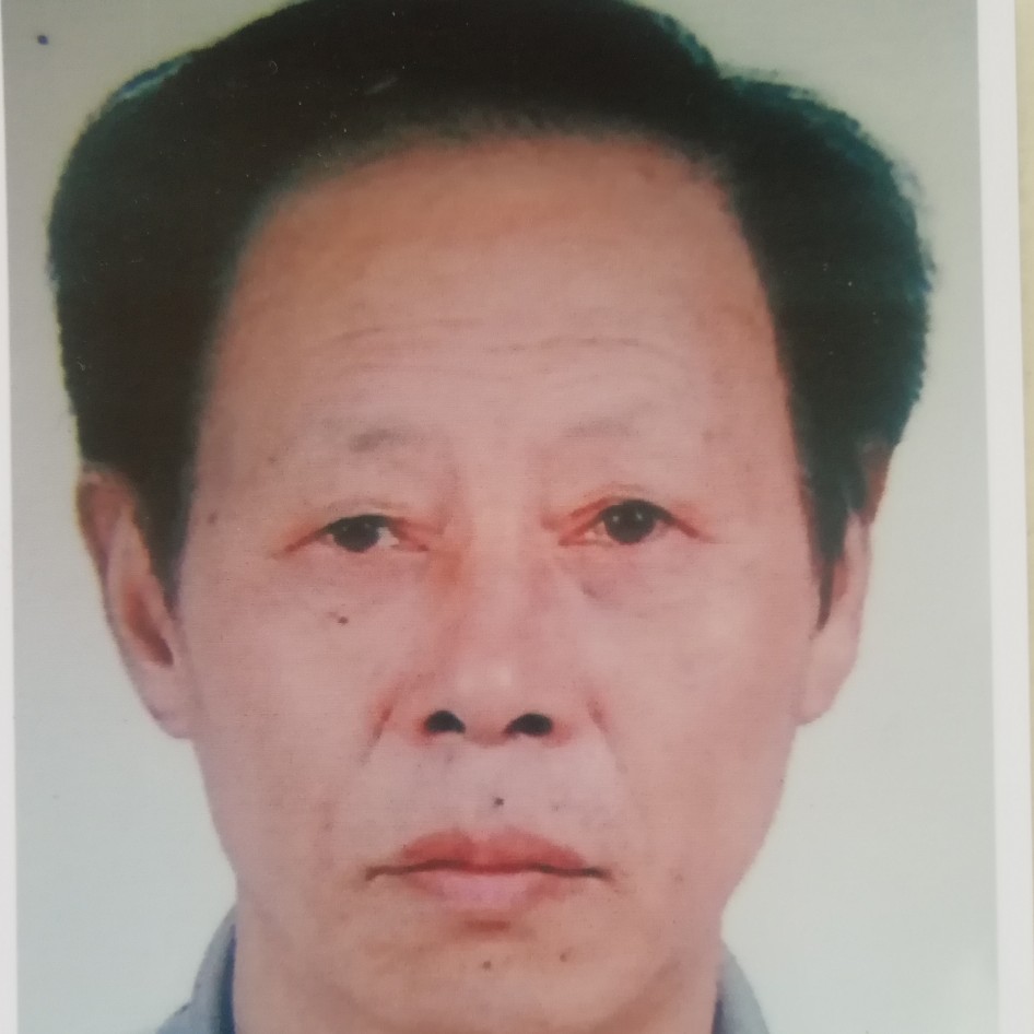 尊云闻过时的照片