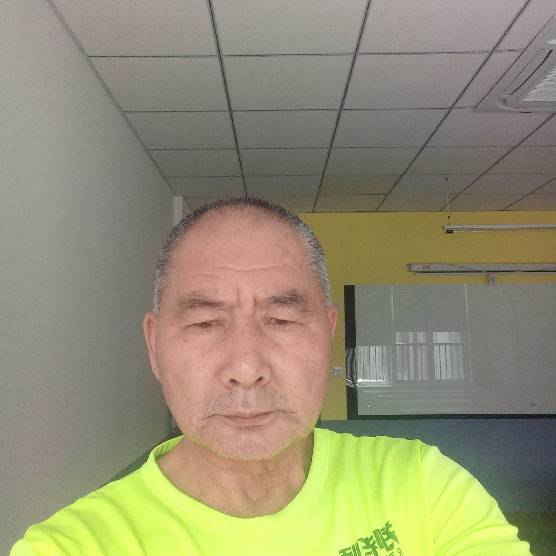 蜜粉方无辜的照片