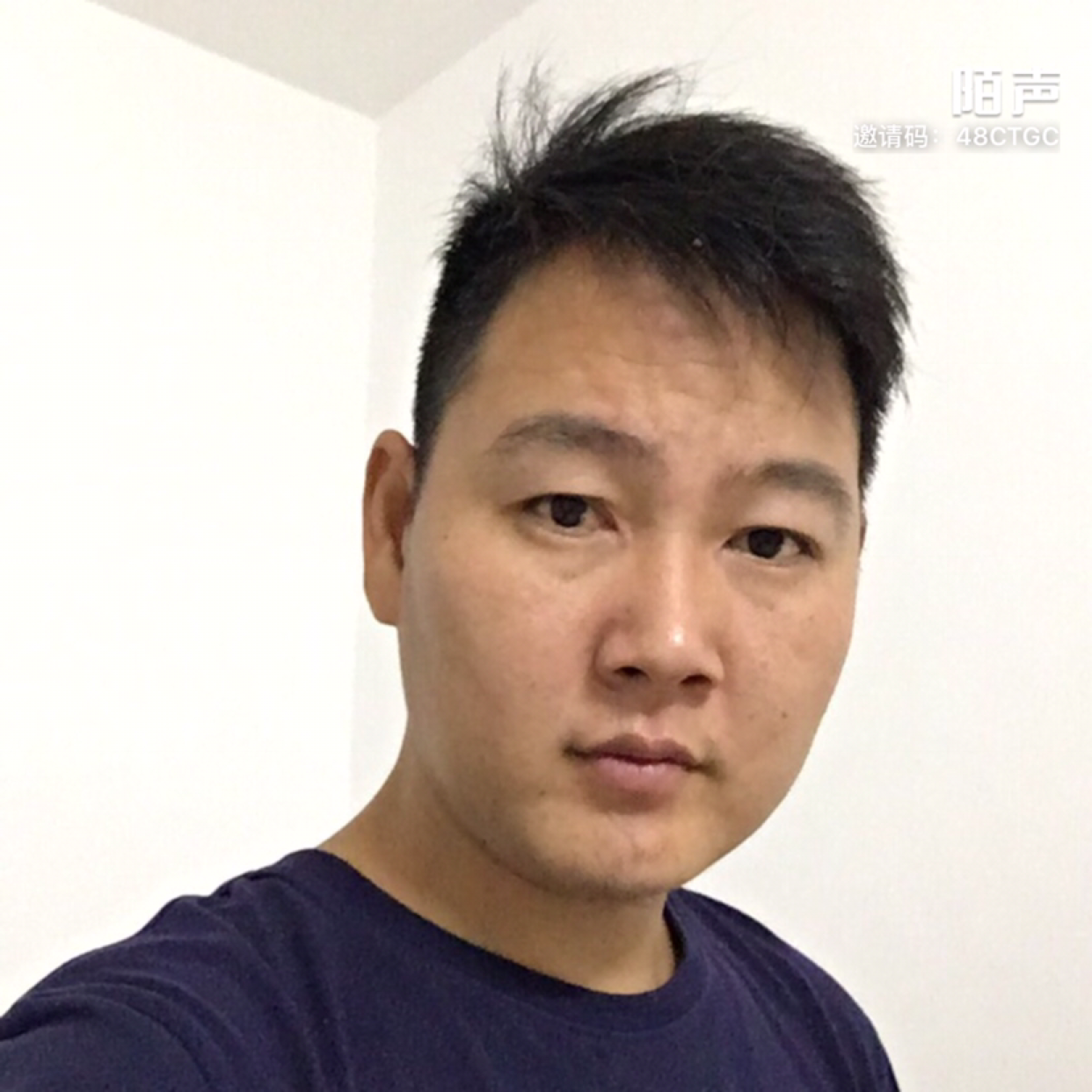 绿草用深情的照片